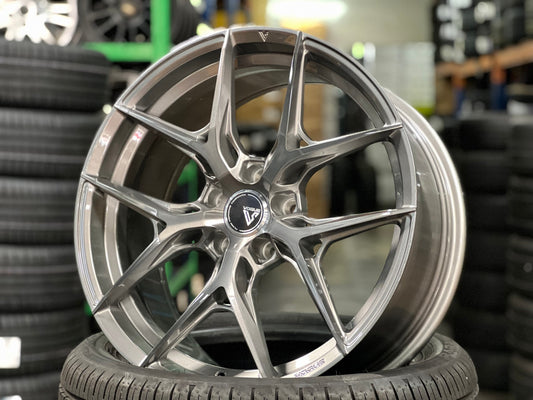 New 19X8.5 ET43 Vogue F02 Rim (4 wheel) Gloss Silver 5X114.3