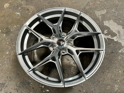 New 19X8.5 ET43 Vogue F02 Rim (4 wheel) Gloss Silver 5X114.3