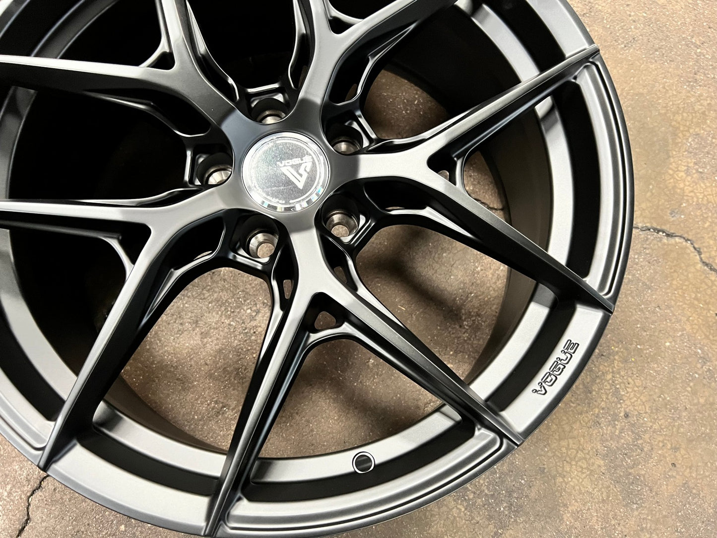 New 19X8.5 ET43 Vogue F02 Rim (4 wheel) Matt Black 5X112