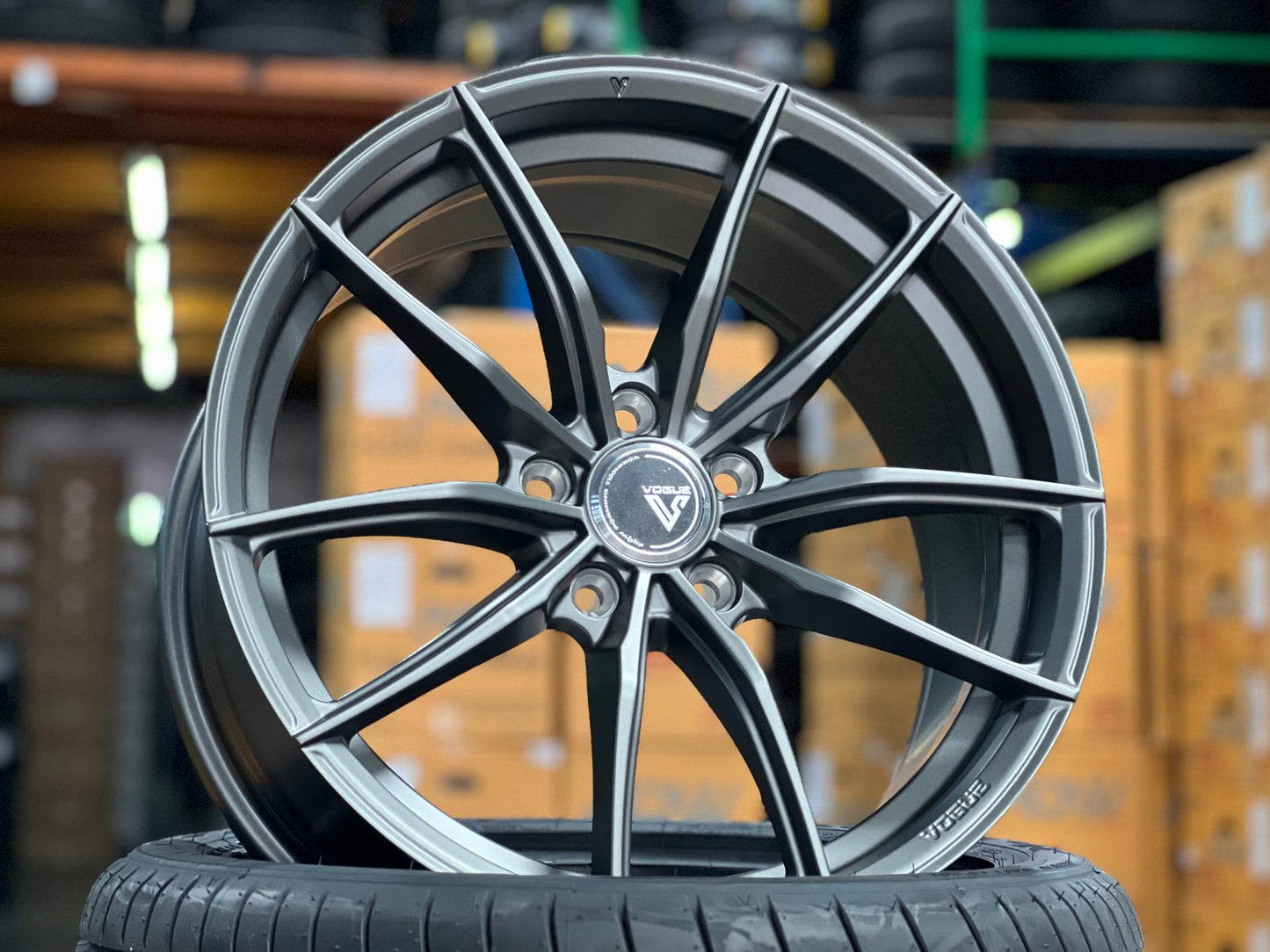 New 18X8.5 ET42 Vogue F03 Rim (4 wheel) Matt Gunmetal 5X114.3