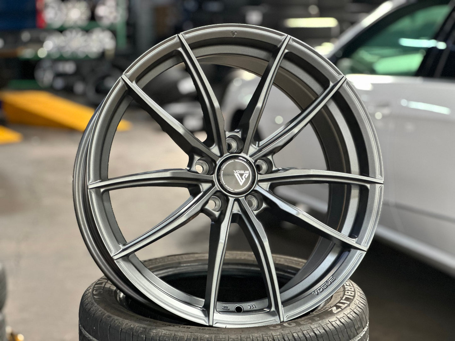 New 19X8.5 ET30 Vogue F03 Rim (4 wheel) Matt Gunmetal 5X114.3