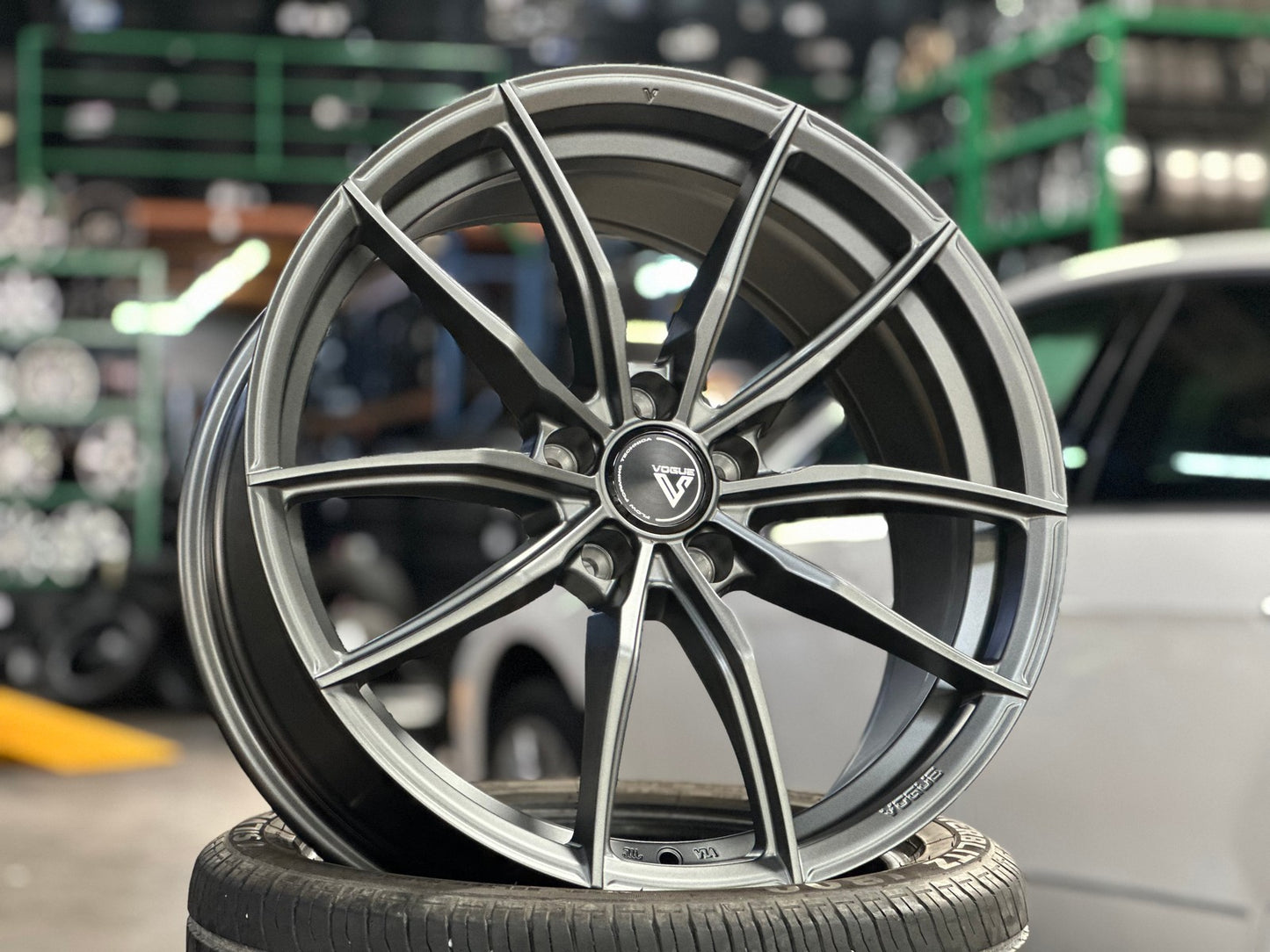 New 19X8.5 ET30 Vogue F03 Rim (4 wheel) Matt Gunmetal 5X114.3