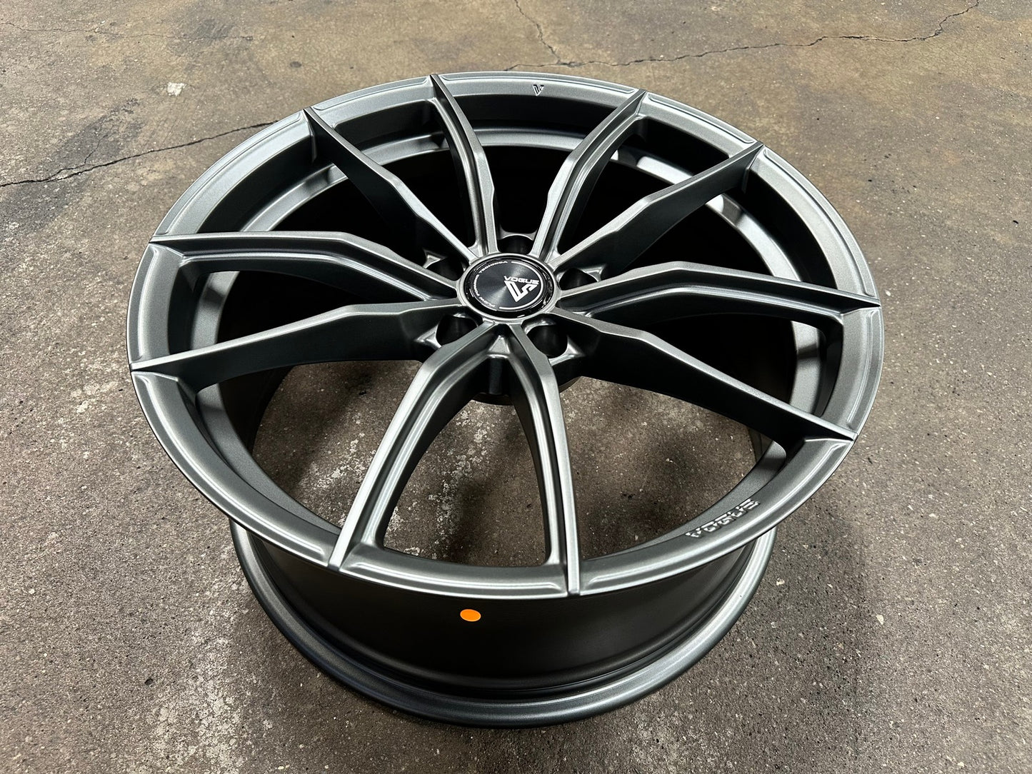 New 19X8.5 ET30 Vogue F03 Rim (4 wheel) Matt Gunmetal 5X112