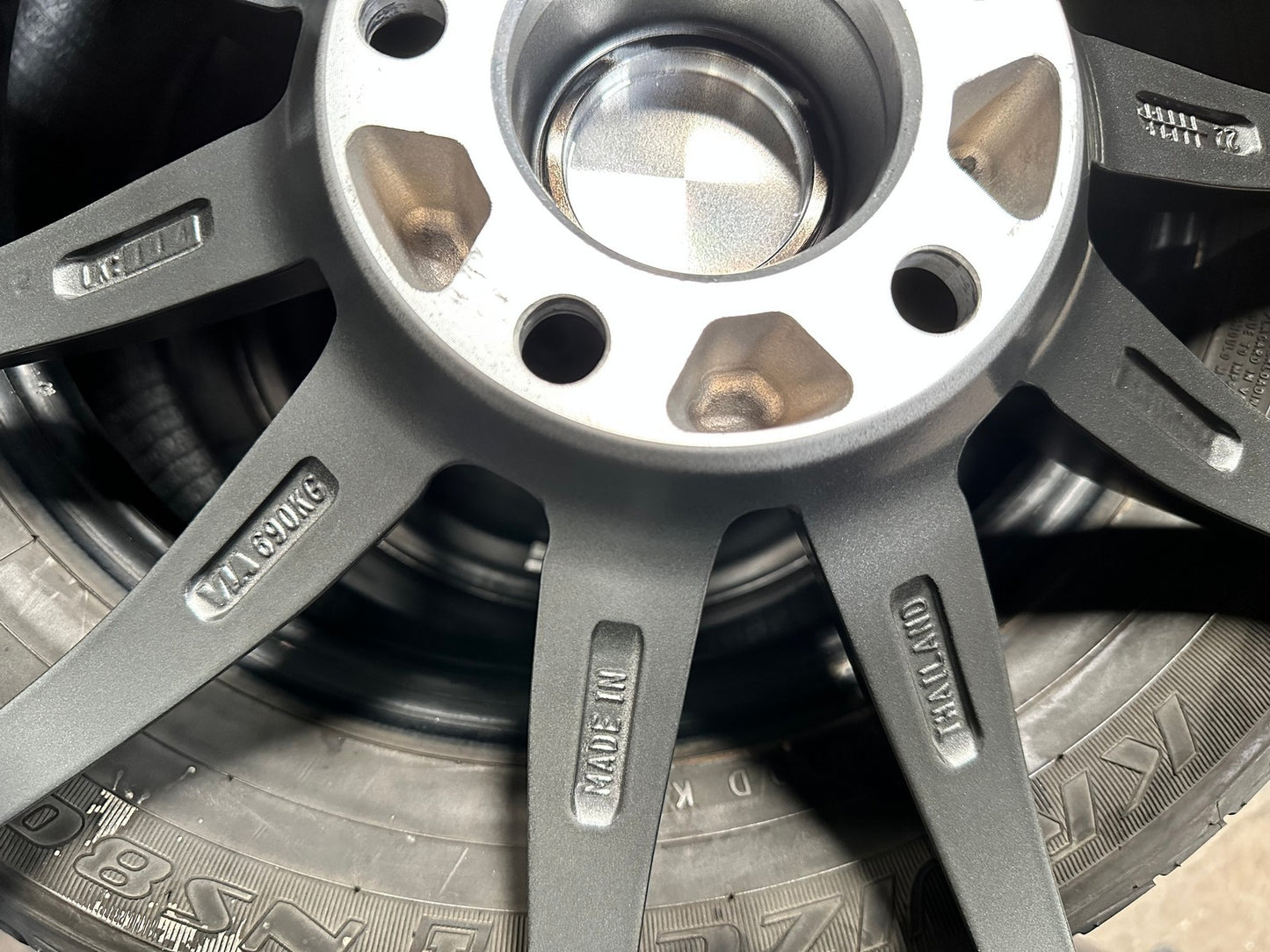 New 19X8.5 ET43 Vogue F03 Rim (4 wheel) Matt Gunmetal 5X112