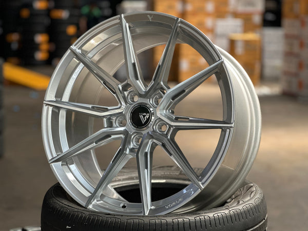 New 18X8.5 ET42 Vogue F06 Rim (4 wheel) Gloss Silver 5X114.3