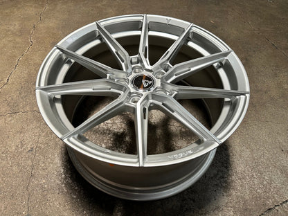New 18X8.5 ET42 Vogue F06 Rim (4 wheel) Gloss Silver 5X114.3