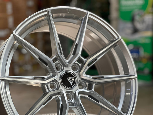 New 18X8.5 ET42 Vogue F06 Rim (4 wheel) Gloss Silver 5X114.3