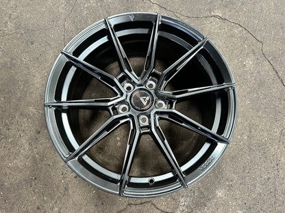 New 18X8.5 ET42 Vogue F06 Rim (4 wheel) Hyper Black 5X114.3