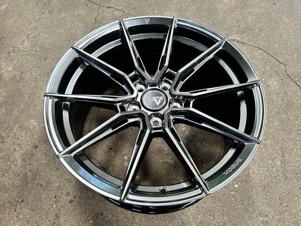 New 18X8.5 ET42 Vogue F06 Rim (4 wheel) Hyper Black 5X112
