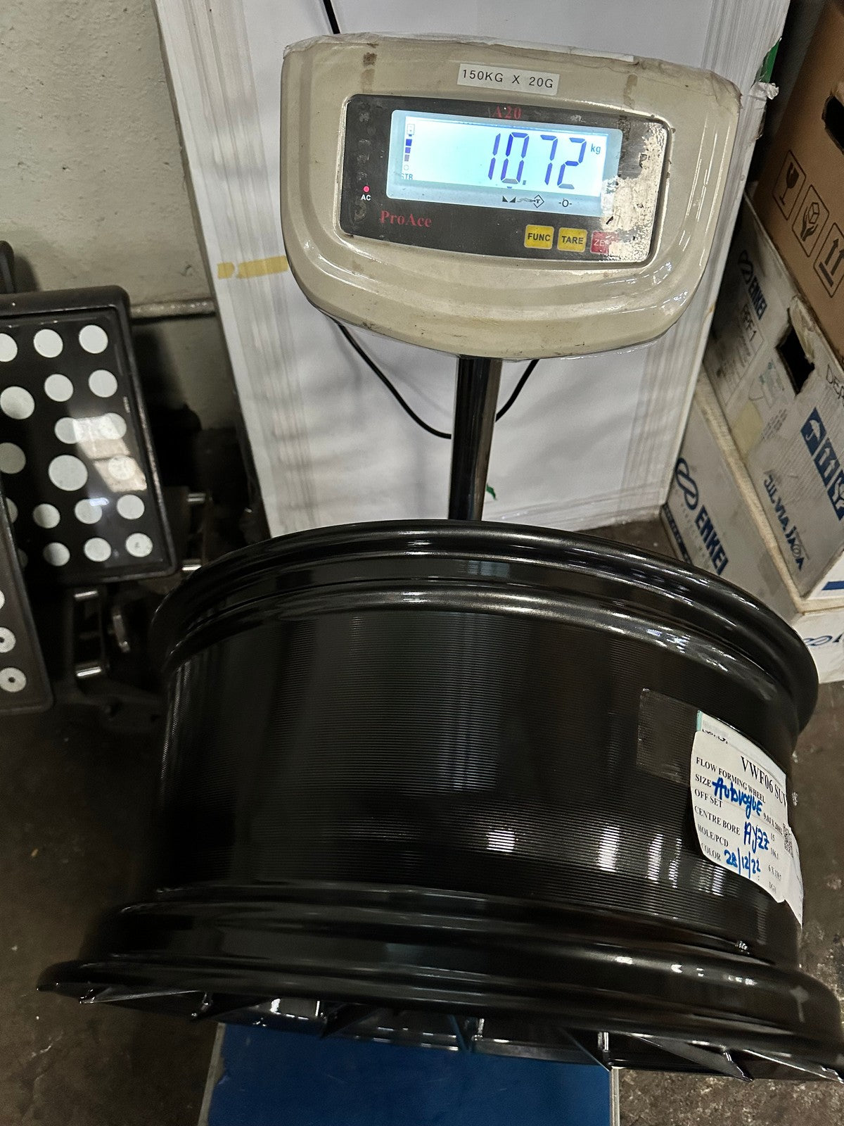 New 20X9 ET15 Vogue F06 Rim (4 wheel) Gloss Gunmetal 6X139.7