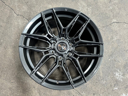 New 18X9 ET15 Vogue F07 Rim (4 wheel) Gloss Gunmetal 6X139.7