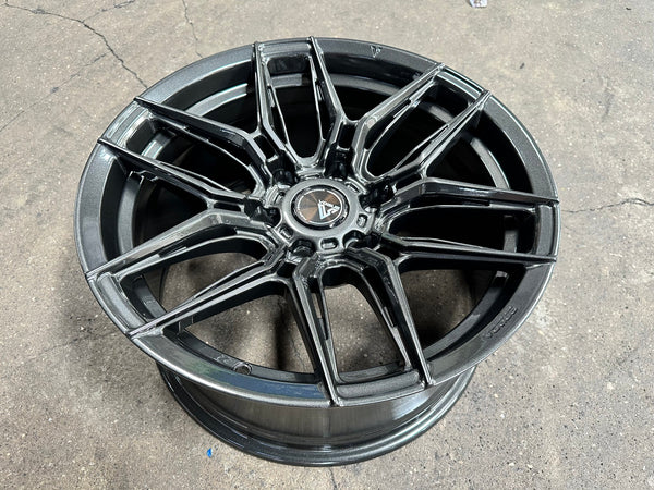 New 18X9 ET15 Vogue F07 Rim (4 wheel) Gloss Gunmetal 6X139.7