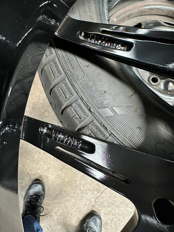 New 18X8.5 ET42 Vogue F08 Rim (4 wheel) Gloss Black 5X112