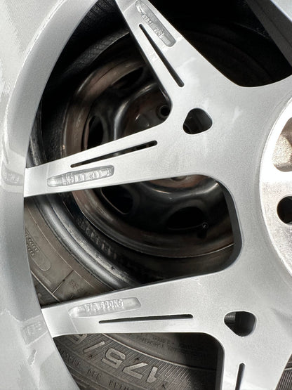 New 18X8.5 ET42 Vogue F08 Rim (4 wheel) Gloss Silver 5X114.3