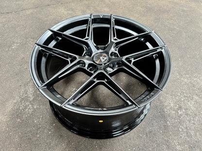 New 18X8.5 ET42 Vogue F08 Rim (4 wheel) Hyper Black 5X112