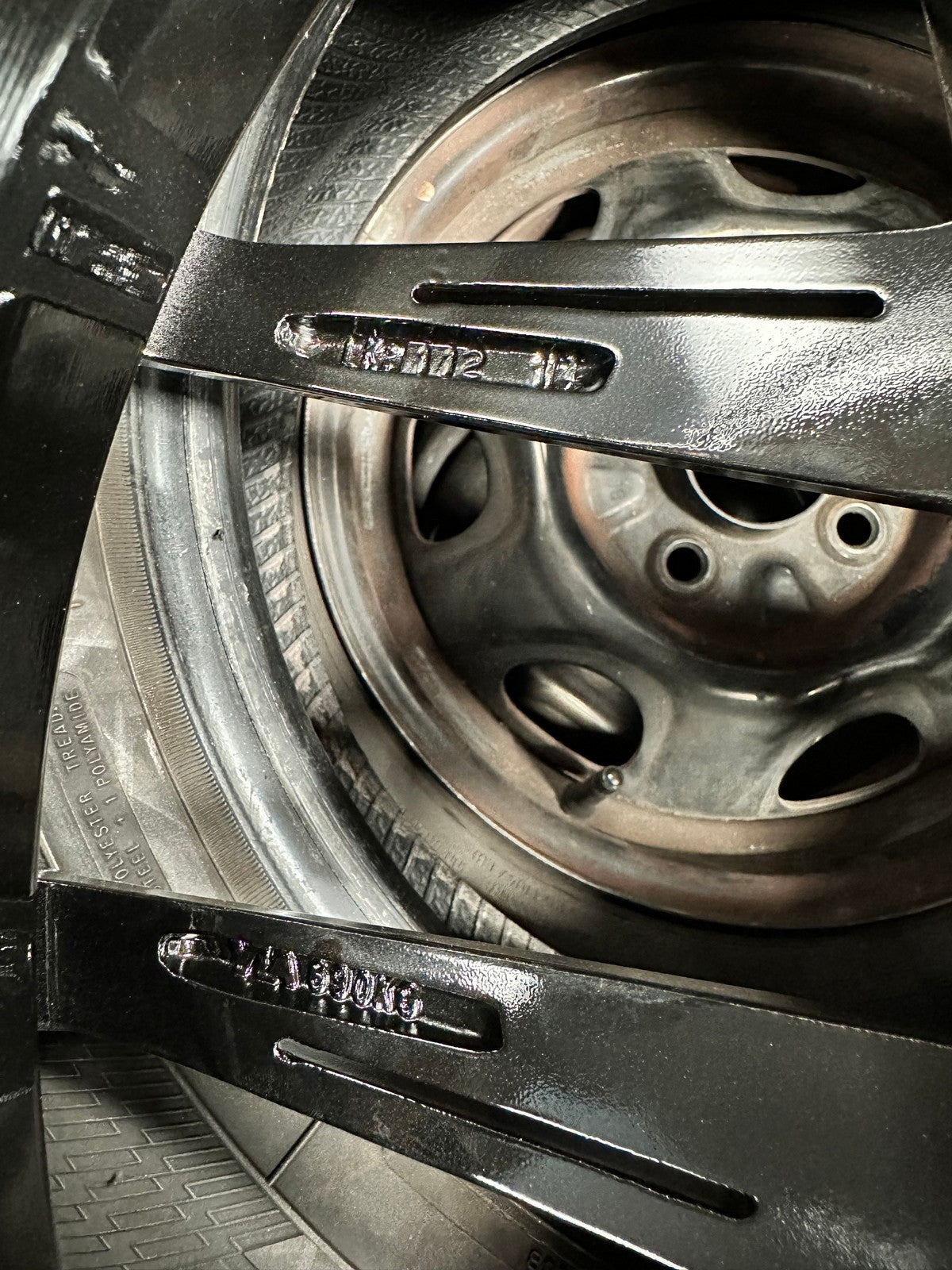 New 18X8.5 ET42 Vogue F08 Rim (4 wheel) Hyper Black 5X112