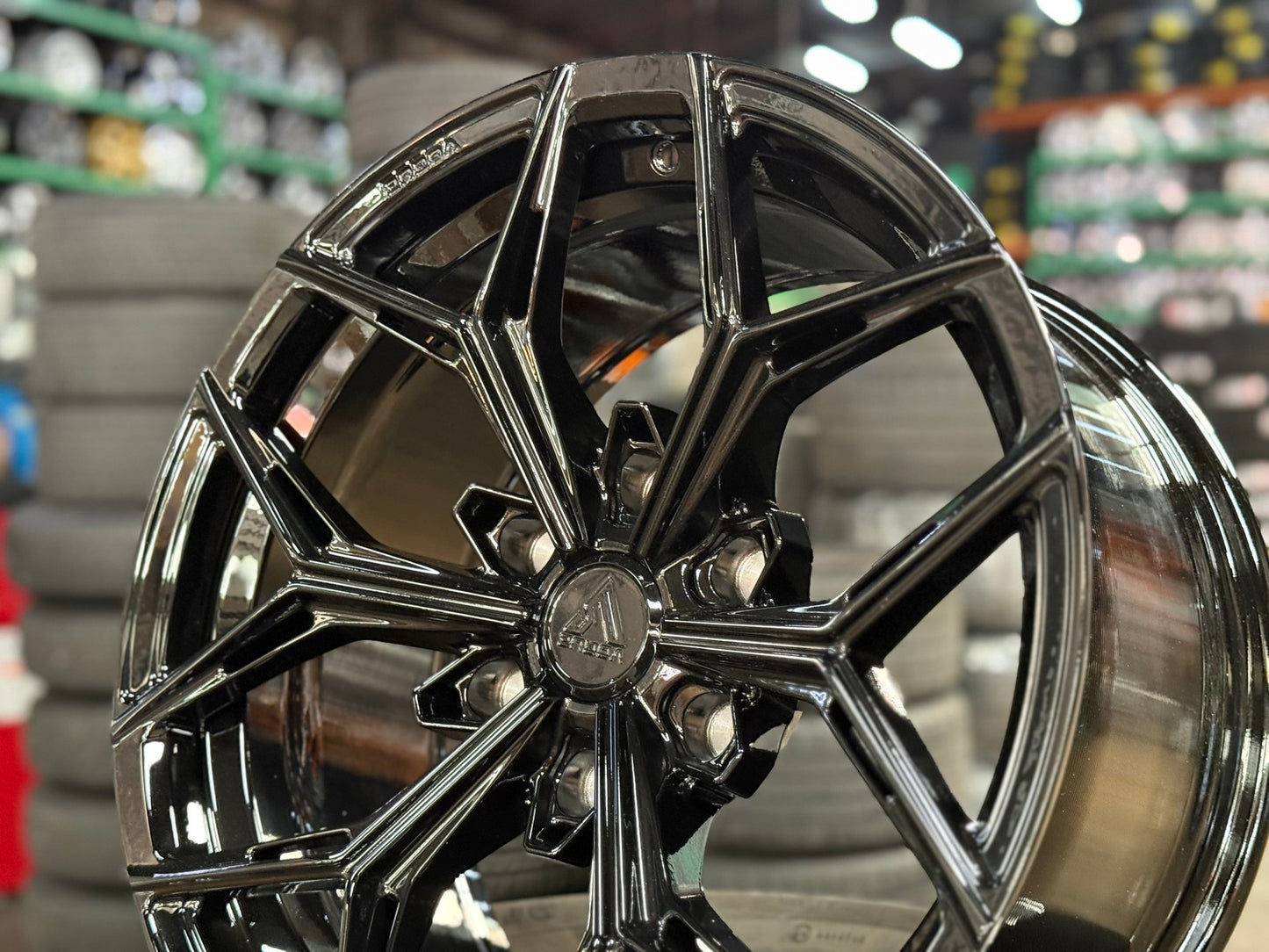 New 18X9 ET15 Vogue VWF10 SUV Rim (4 wheel) Gloss Black 6X139.7