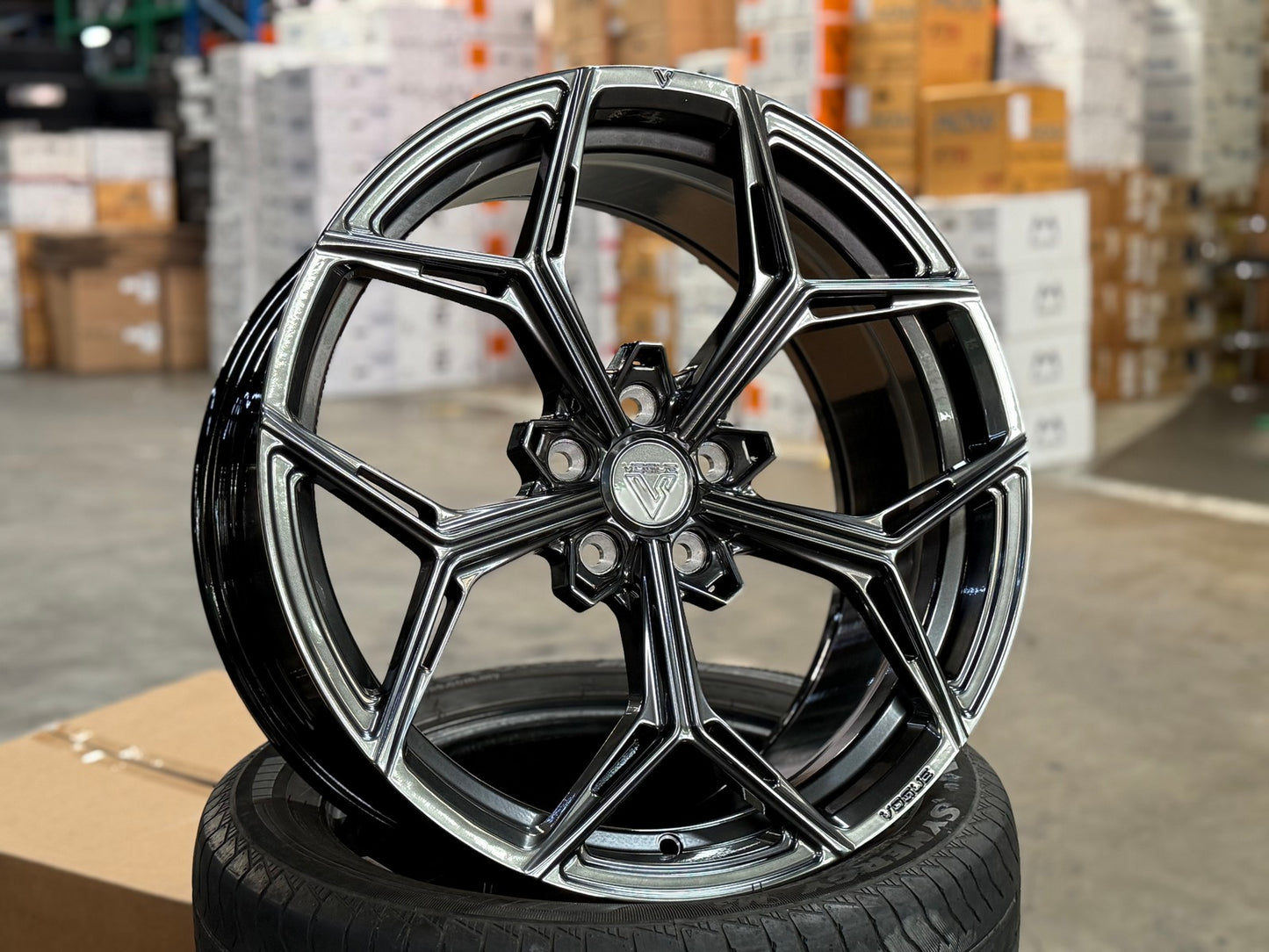 New 19X8.5 ET40 Vogue VWF 128 Rim (4 wheel) Hyper Black 5X108