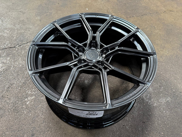 New 18X8.5 ET40 Vogue VWF168 Rim (4 wheel) Hyper Black 5X114.3