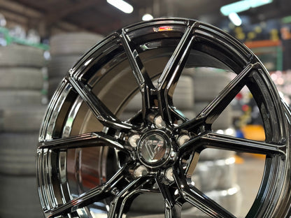 New 18X8.5 ET40 Vogue VWF168 Rim (4 wheel) Gloss Black 5X114.3