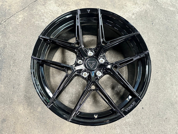 New 20X9 ET38 Vogue VWF19 Rim (4 wheel) Gloss Black 5X120