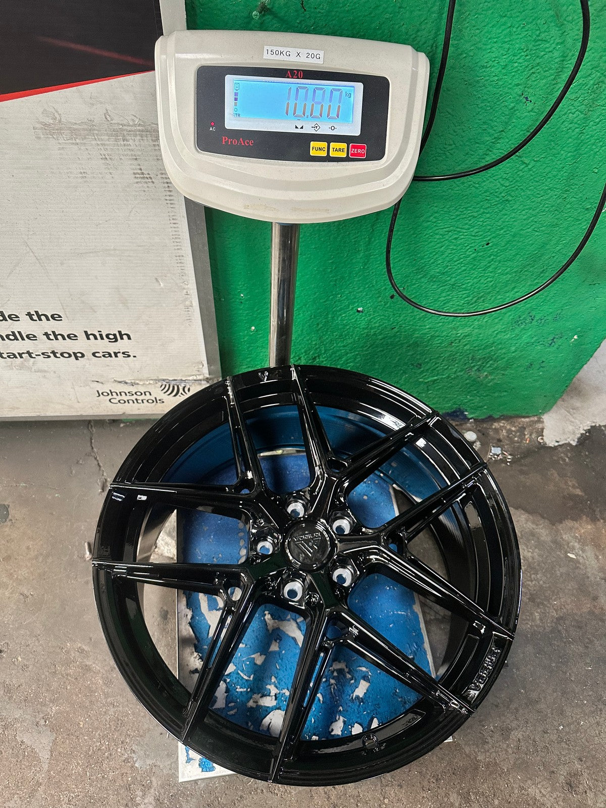 New 20X9 ET38 Vogue VWF19 Rim (4 wheel) Gloss Black 5X120