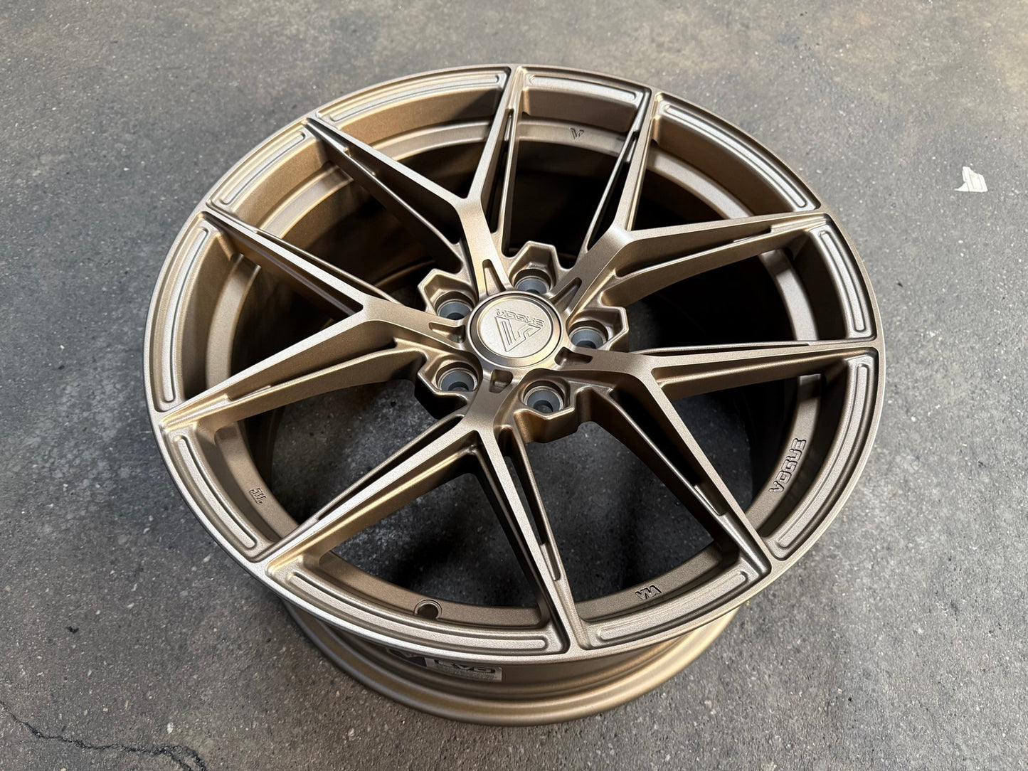 New 18X8.5 ET35 Vogue VWF218 Rim (4 wheel) Matt Bronze 5X114.3