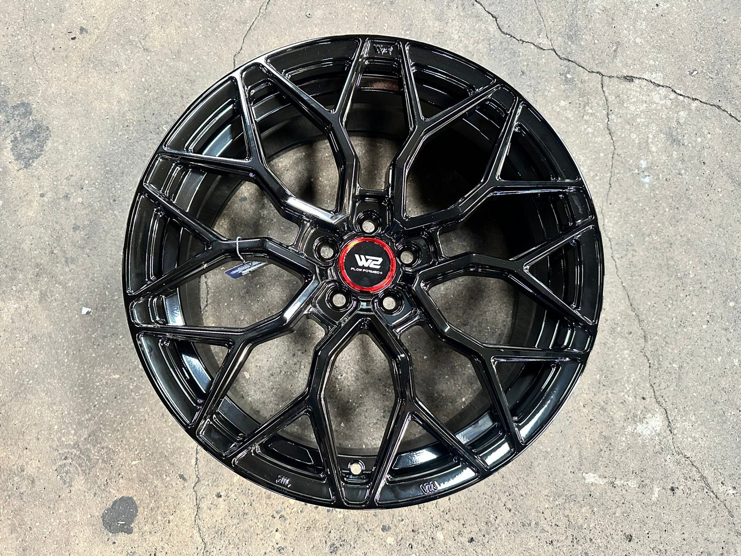New 18X8 ET35 W2 Rim (4 wheel) Gloss Black 5X100