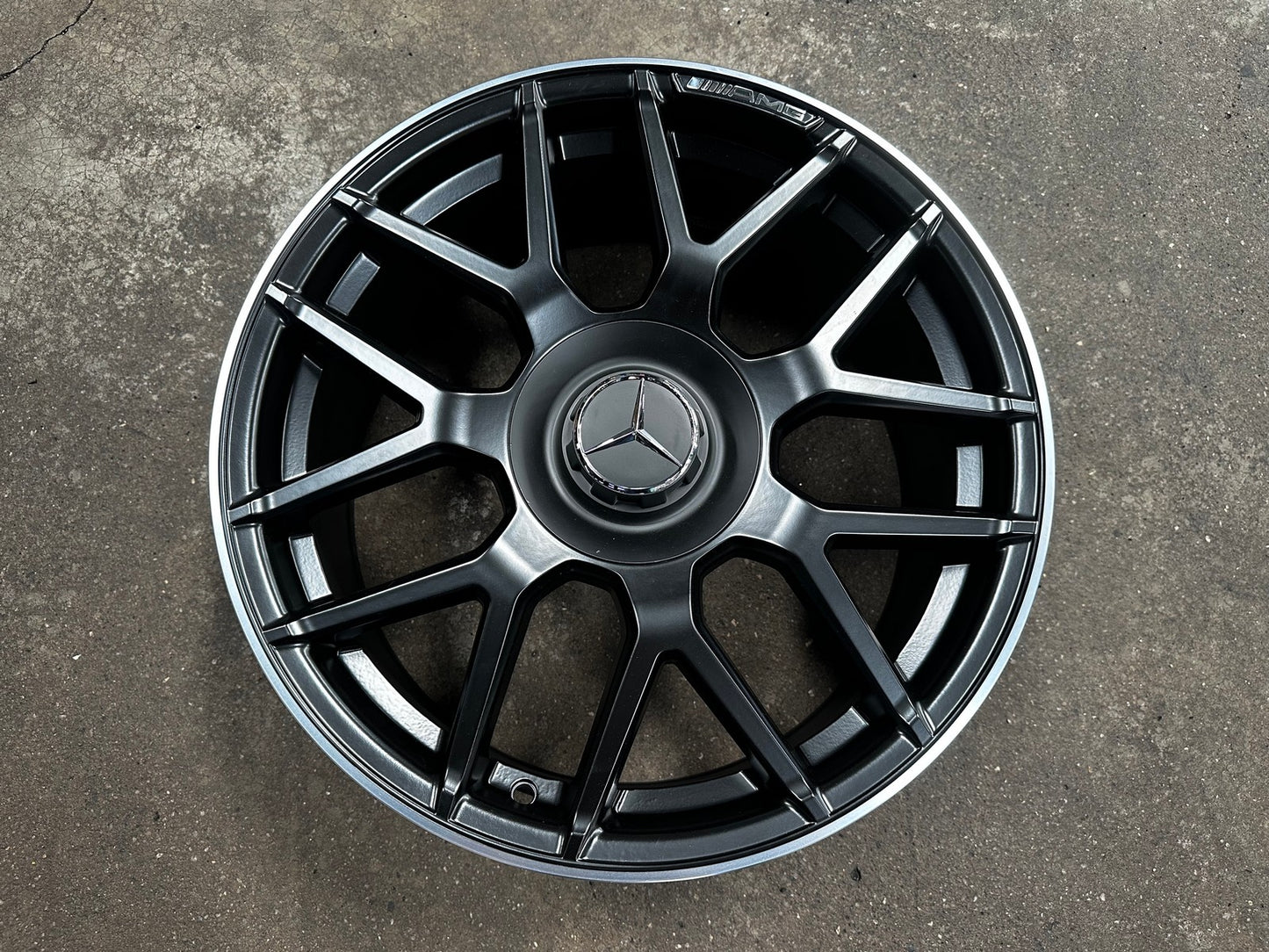 New 18X8 ET42 Mercedes AMG Design Rim (4 wheel) Matt Black 5X112