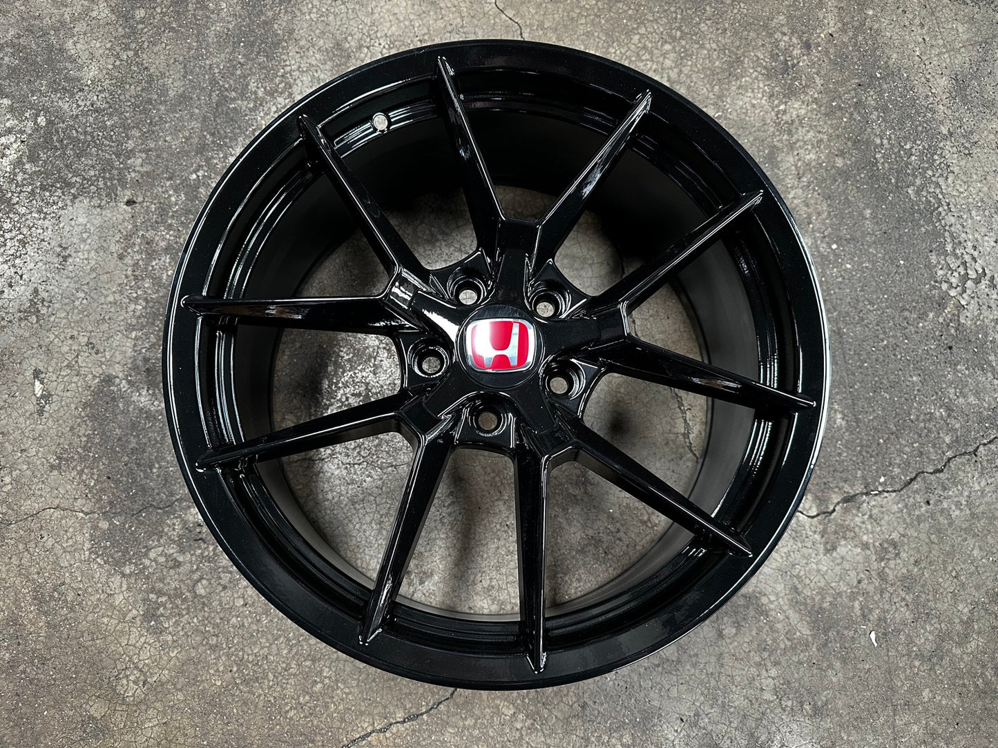 New 18X8 ET43 Civic HRV CRV Type R FL5 Design Rim (4 wheel) Gloss Black 5X114.3