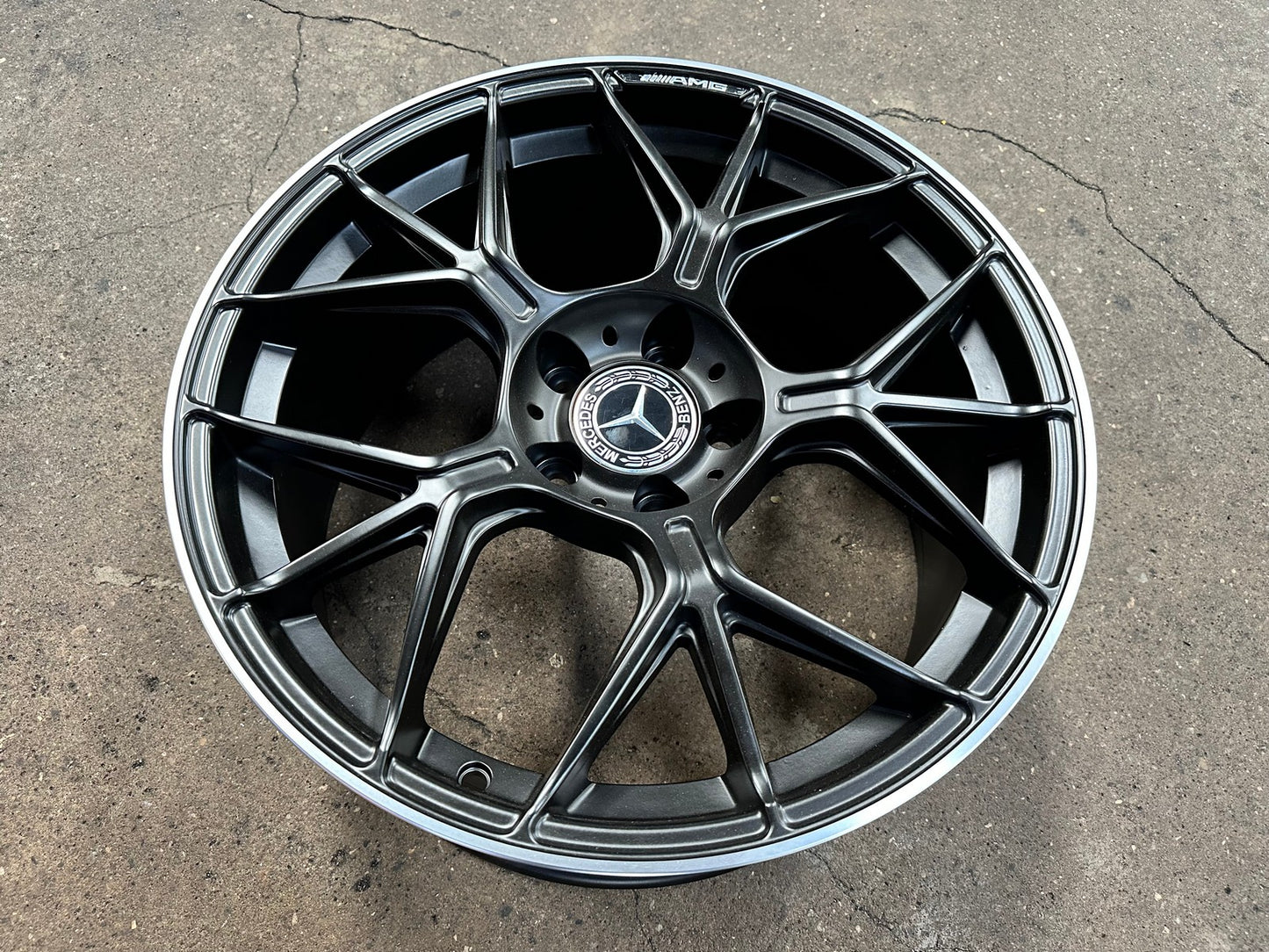 New 18X8.5 ET38 Mercedes Deisgn AMG GT Rim (4 wheel) Matt Black 5X112