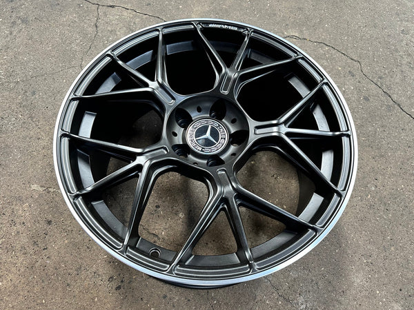 New 18X8.5 ET38 Mercedes Deisgn AMG GT Rim (4 wheel) Matt Black 5X112
