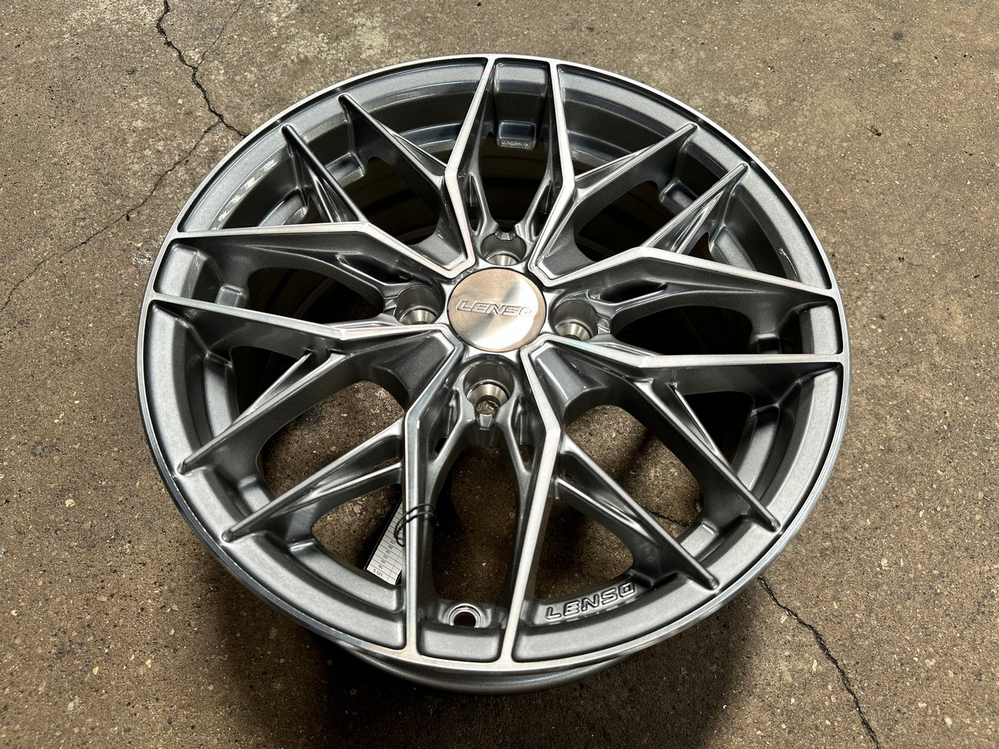 New 15X6.5 ET38 Lenso Yeti Rim (4 wheel) Gloss Silver 4X100