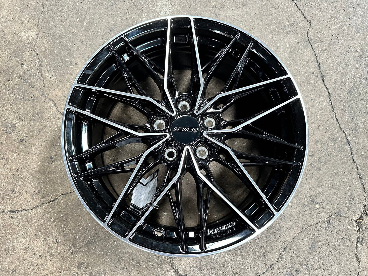New 17X7.5 ET35 Lenso Yeti Rim (4 wheel) Gloss Black PF 5X114.3