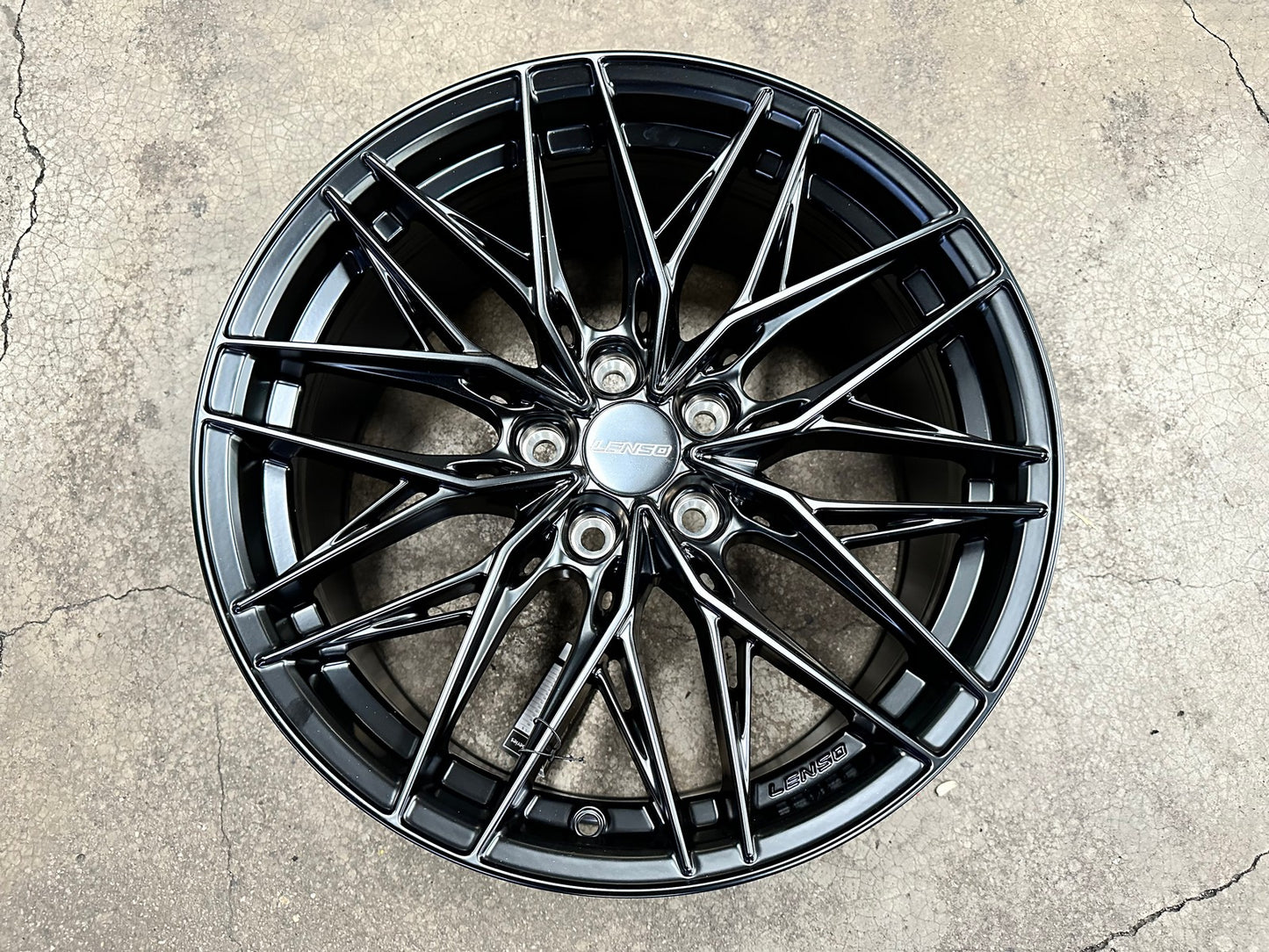 New 18X8.5 ET35 Lenso Yeti Rim (4 wheel) Matt Black 5X114.3