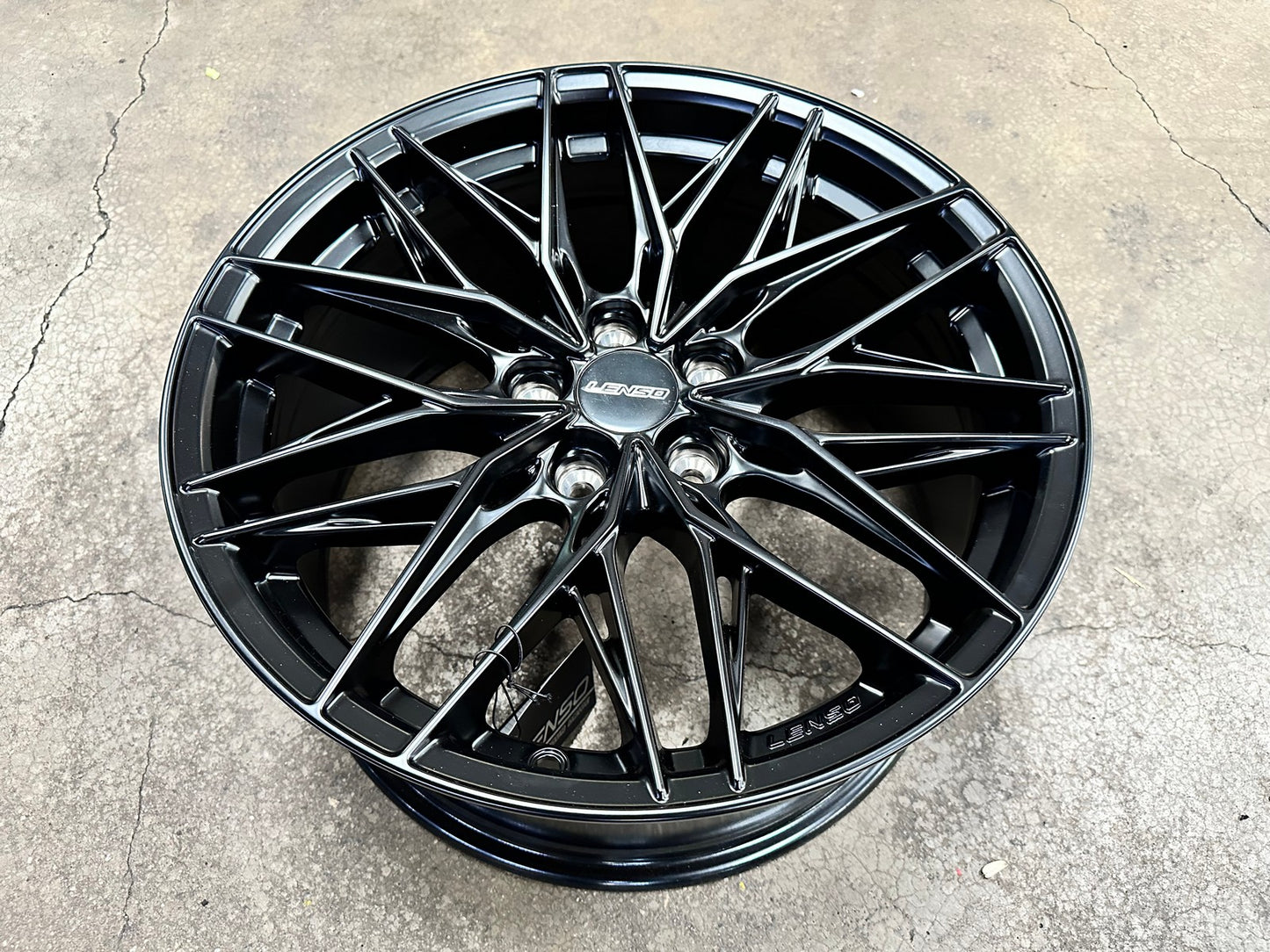 New 18X8.5 ET35 Lenso Yeti Rim (4 wheel) Matt Black 5X114.3