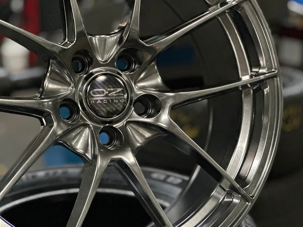 New 18X8 ET42 Z604Rim (4 wheel) Hyper Black 5X112