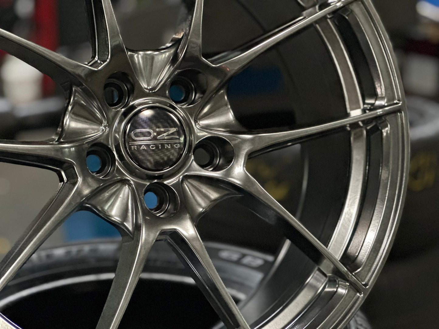 New 18X8 ET42 Z604Rim (4 wheel) Hyper Black 5X114.3