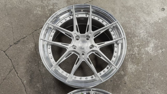 New 20x8.5 ET33 20x10 ET40 Vogue Wheel X01 (4 wheel) 5x120 Silver